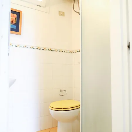 Apartment Comfy Flat W/ Pool, Tennis Court & Private Beach! Porto Conte